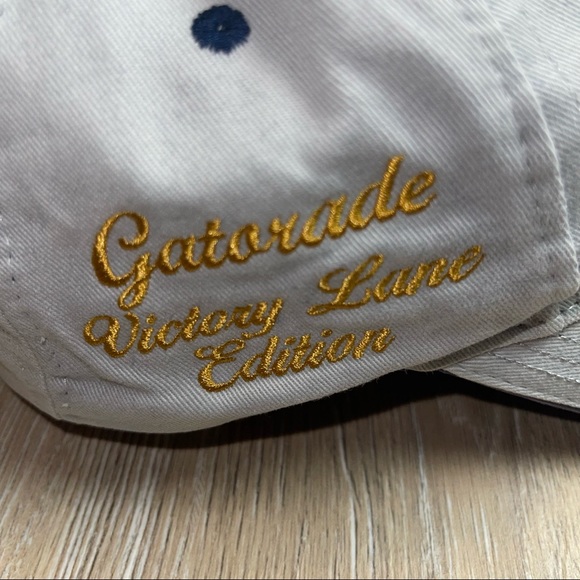 2005 47th Annual Daytona 500 Champion Hat Gatorade Victory Lane Edition. - Picture 8 of 12